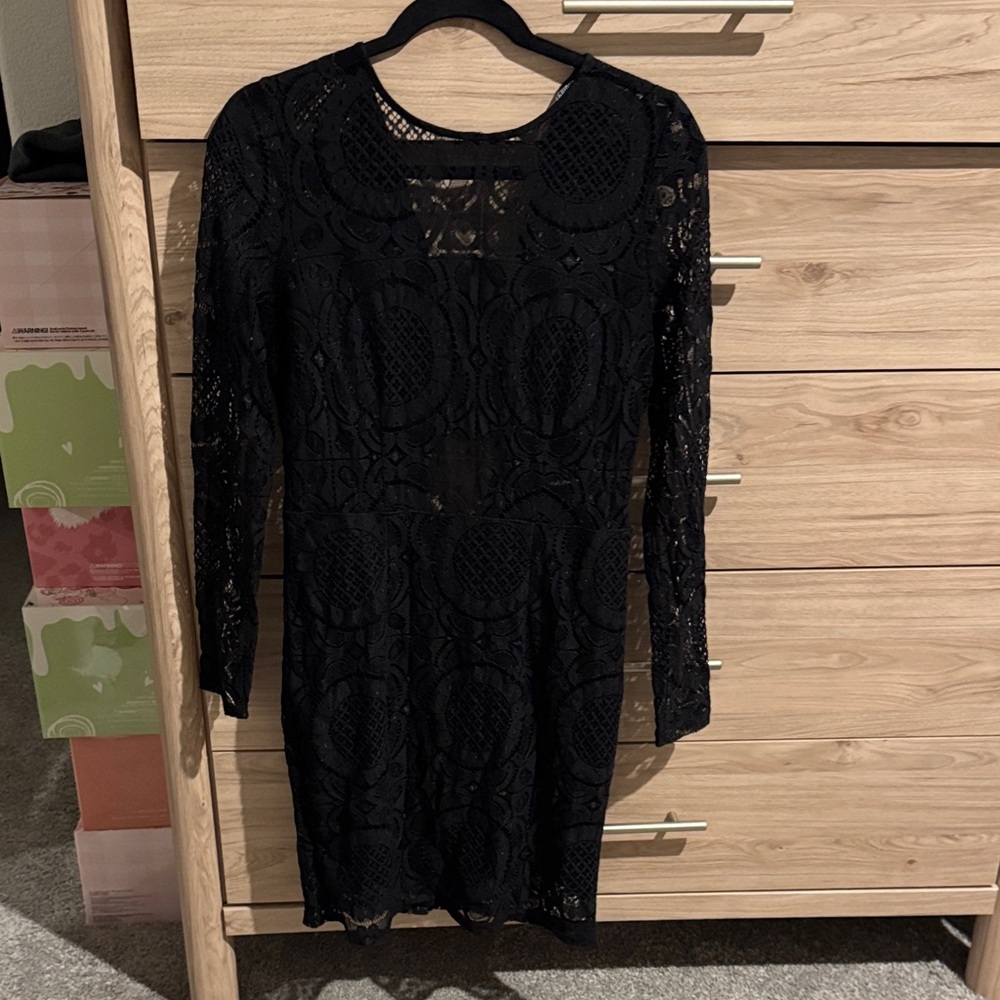 Missguided+ Black Lace Long Sleeve Dress